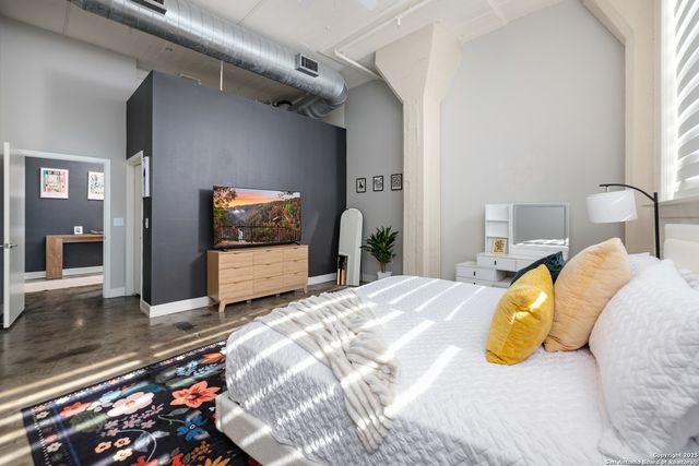 1401 S Flores St Apt 202, San Antonio, TX 78204