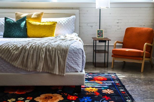 1401 S Flores St Apt 202, San Antonio, TX 78204