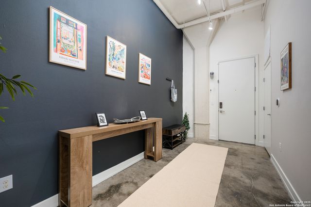 1401 S Flores St Apt 202, San Antonio, TX 78204