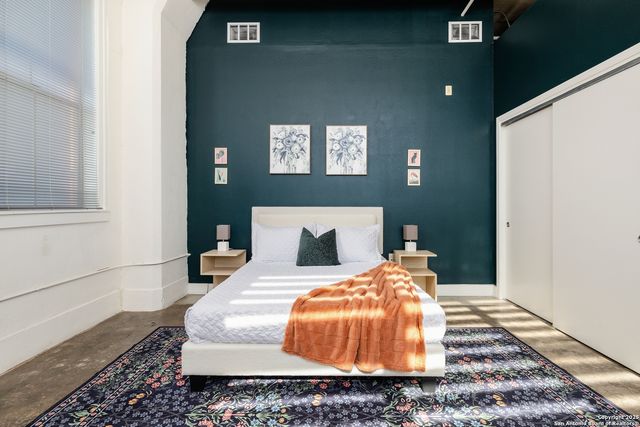 1401 S Flores St Apt 202, San Antonio, TX 78204