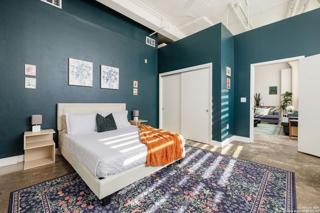 1401 S Flores St Apt 202, San Antonio, TX 78204