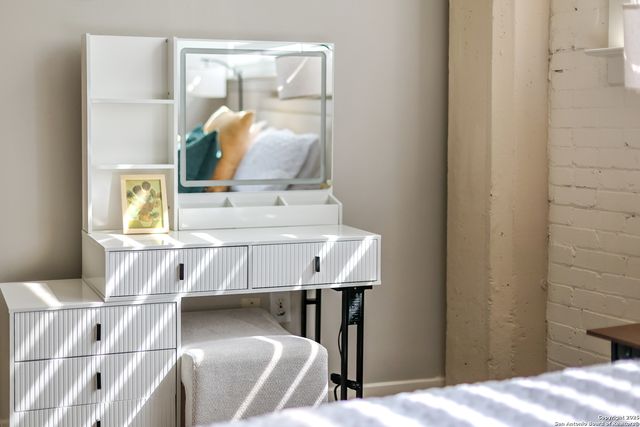 1401 S Flores St Apt 202, San Antonio, TX 78204