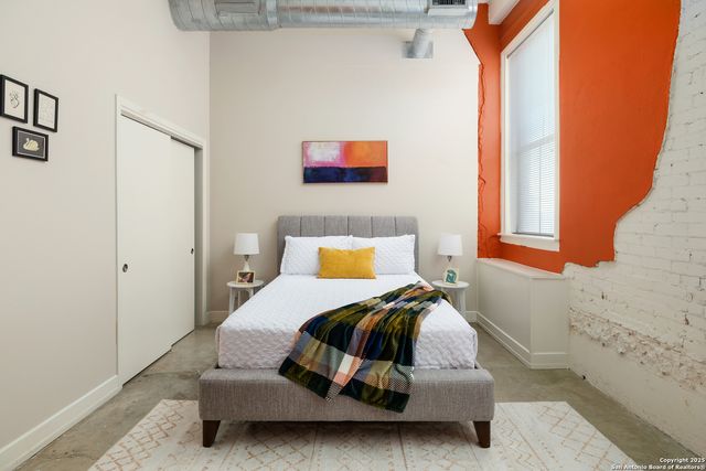 1401 S Flores St Apt 202, San Antonio, TX 78204