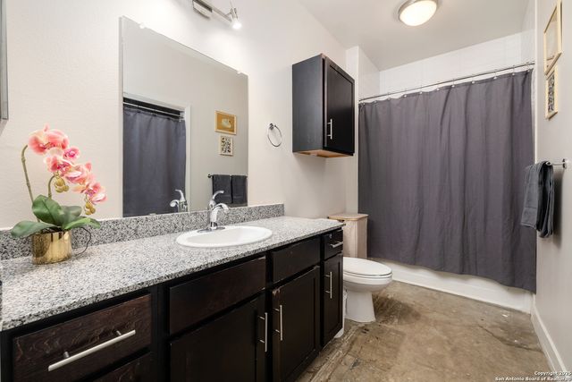 1401 S Flores St Apt 202, San Antonio, TX 78204