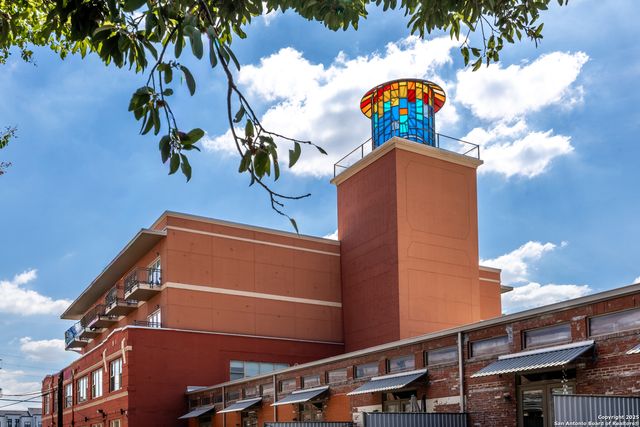 1401 S Flores St Apt 202, San Antonio, TX 78204