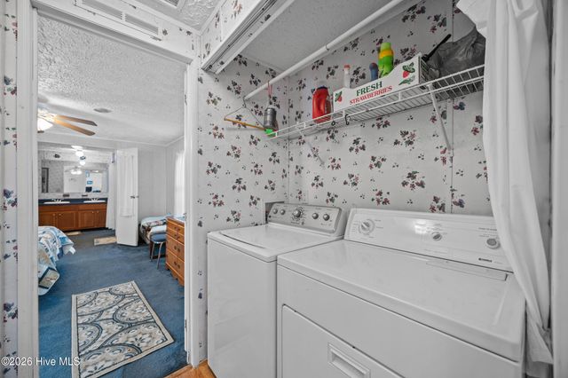 4568 Cedar Street SE, Saint James, NC 28461