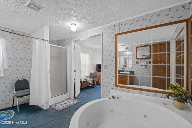 4568 Cedar Street SE, Saint James, NC 28461
