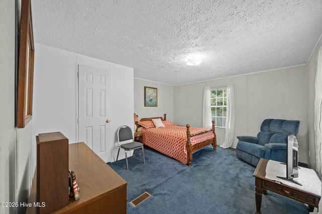 4568 Cedar Street SE, Saint James, NC 28461
