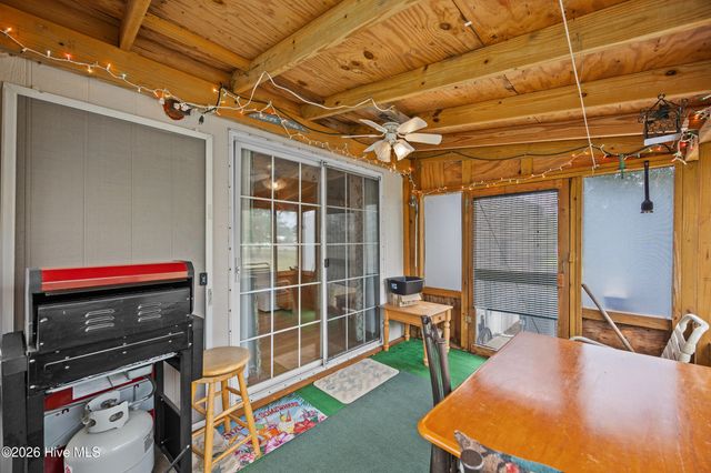4568 Cedar Street SE, Saint James, NC 28461