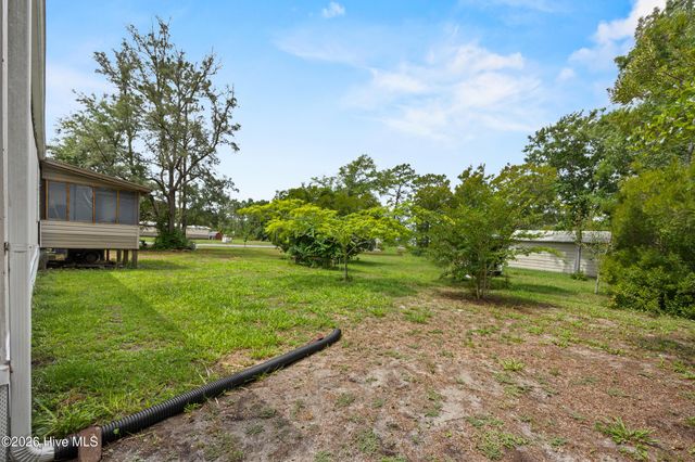 4568 Cedar Street SE, Saint James, NC 28461