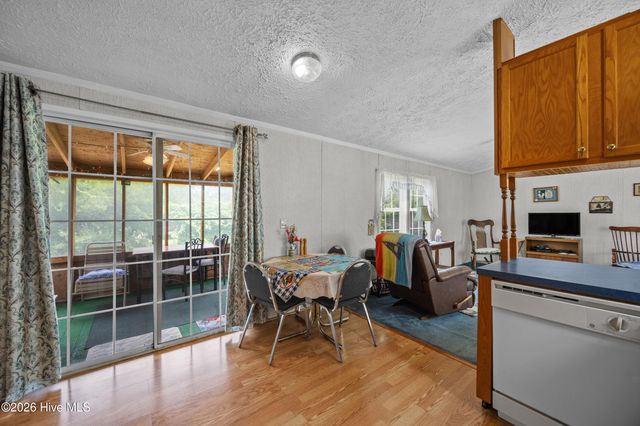 4568 Cedar Street SE, Saint James, NC 28461