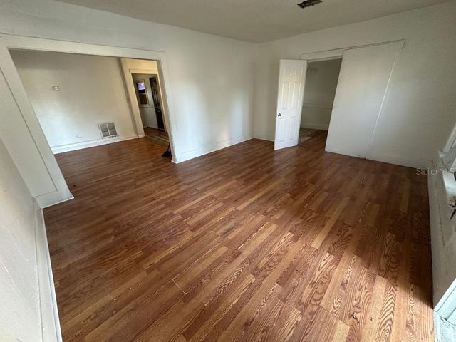 2320 5TH STREET S, St Petersburg, FL 33705