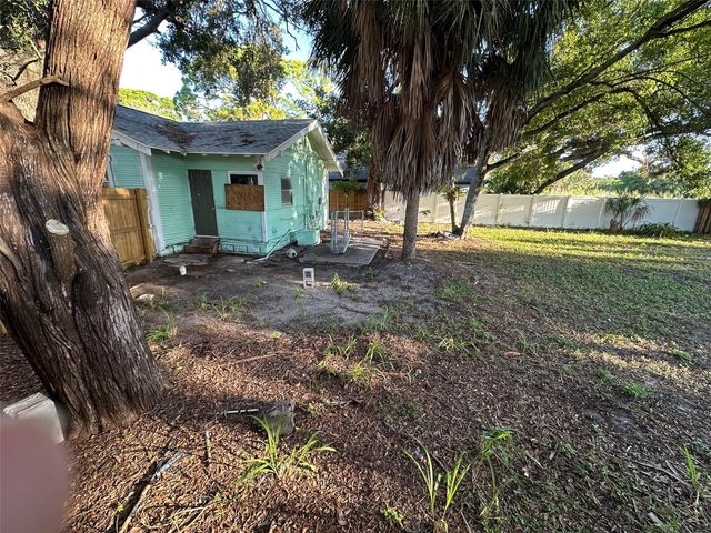 2320 5TH STREET S, St Petersburg, FL 33705