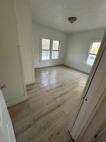 2320 5TH STREET S, St Petersburg, FL 33705