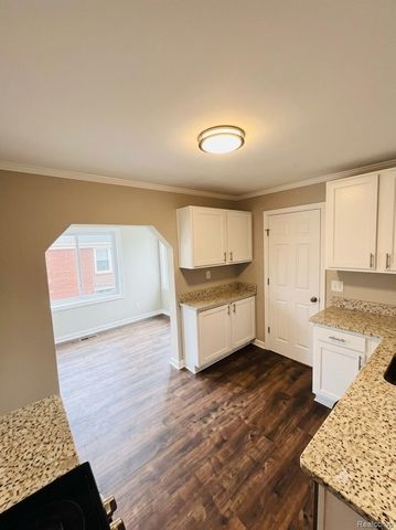 557 WHITE Avenue, Lincoln Park, MI 48146