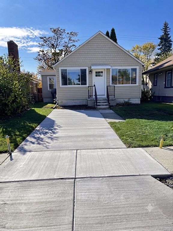 557 WHITE Avenue, Lincoln Park, MI 48146