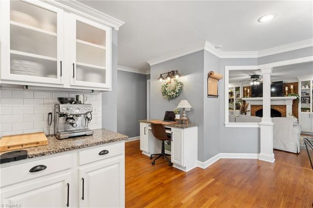 4000 Pemberton Court, Winston-salem, NC 27106