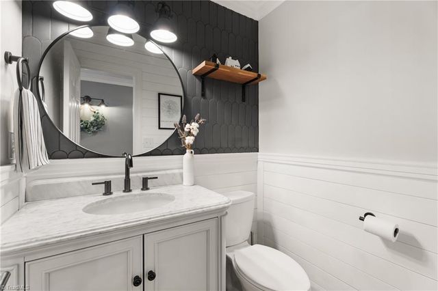 4000 Pemberton Court, Winston-salem, NC 27106