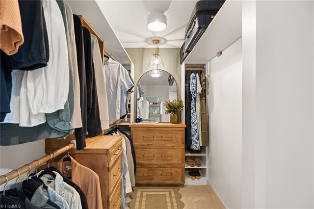 4000 Pemberton Court, Winston-salem, NC 27106