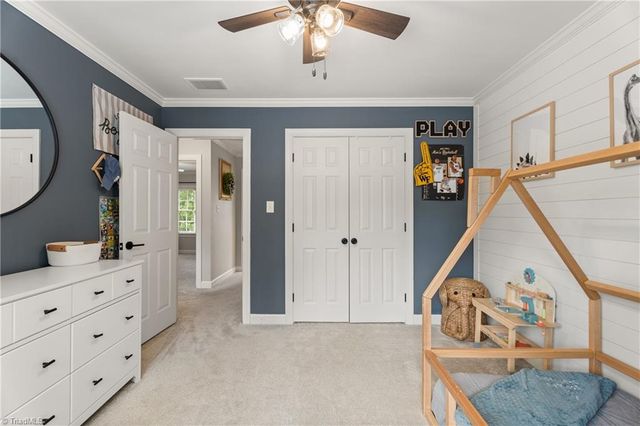 4000 Pemberton Court, Winston-salem, NC 27106