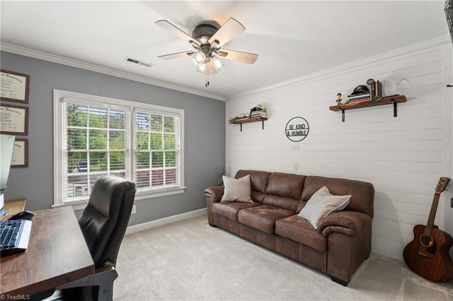 4000 Pemberton Court, Winston-salem, NC 27106