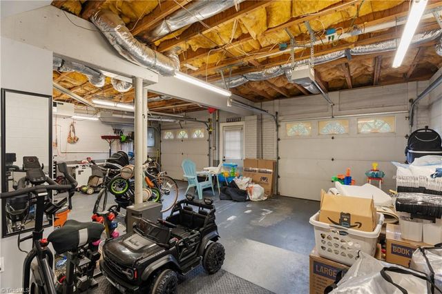 4000 Pemberton Court, Winston-salem, NC 27106