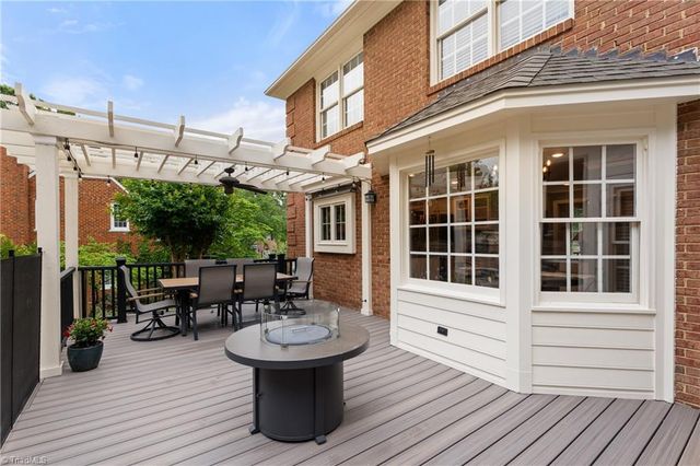 4000 Pemberton Court, Winston-salem, NC 27106