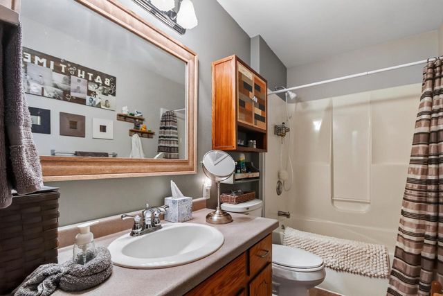 513 Polaris STREET, West Bend, WI 53095