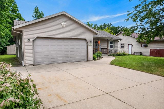 513 Polaris STREET, West Bend, WI 53095