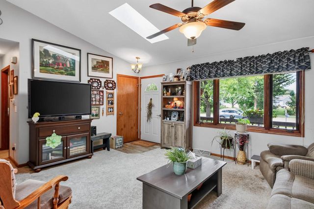 513 Polaris STREET, West Bend, WI 53095