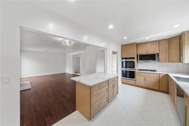 6848 E Los Santos, Long Beach, CA 90815