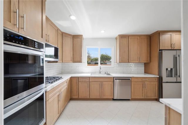 6848 E Los Santos, Long Beach, CA 90815