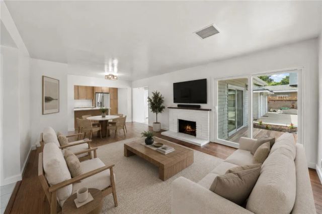 6848 E Los Santos, Long Beach, CA 90815