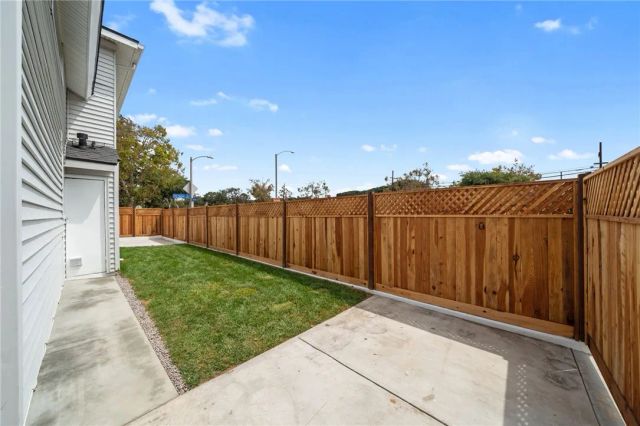 6848 E Los Santos, Long Beach, CA 90815