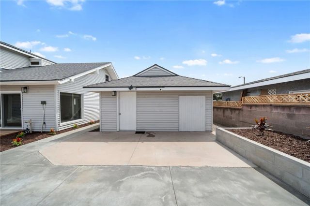 6848 E Los Santos, Long Beach, CA 90815