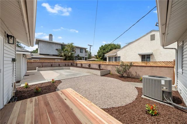 6848 E Los Santos, Long Beach, CA 90815