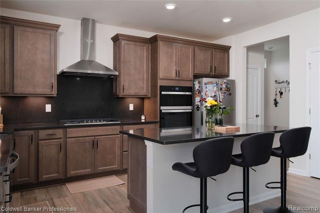 4813 Marquette Drive, Milford, MI 48381