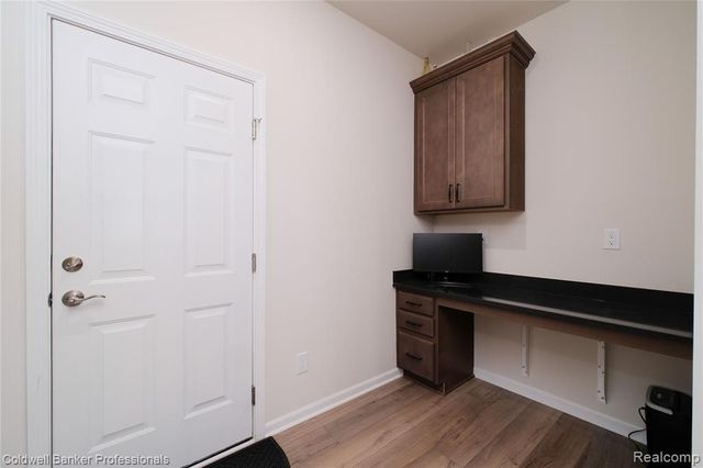 4813 Marquette Drive, Milford, MI 48381
