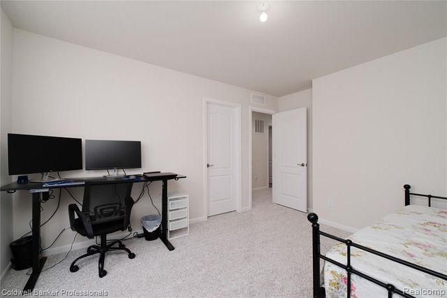 4813 Marquette Drive, Milford, MI 48381