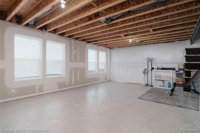 4813 Marquette Drive, Milford, MI 48381