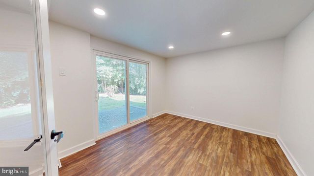 6602 GREENVIEW LN, Springfield, VA 22152