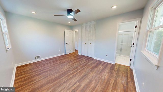 6602 GREENVIEW LN, Springfield, VA 22152