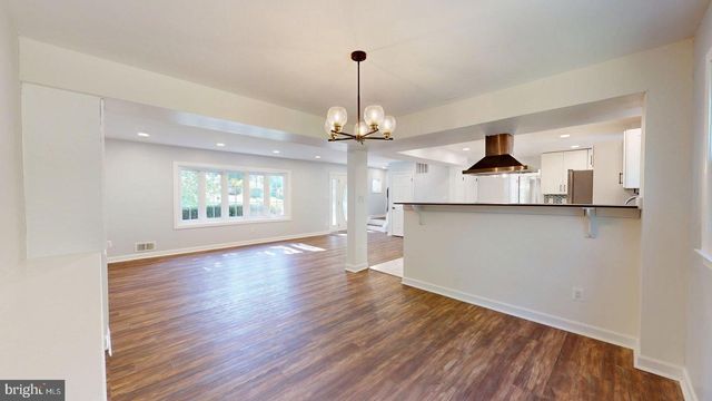 6602 GREENVIEW LN, Springfield, VA 22152