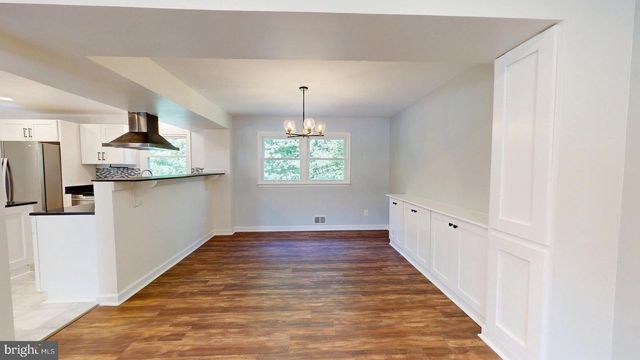 6602 GREENVIEW LN, Springfield, VA 22152