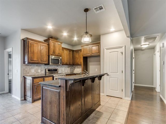 705 SW 11TH Street St, Moore, OK 73160
