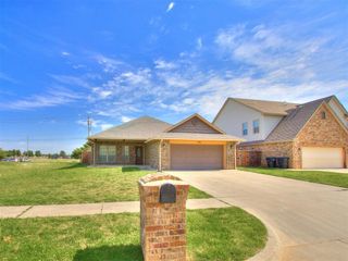 705 SW 11TH Street St, Moore, OK 73160