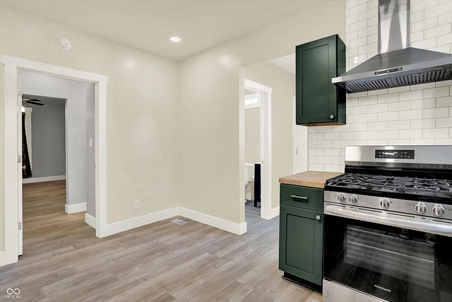 630 Walnut Street, Whiteland, IN 46184