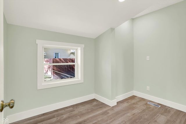 630 Walnut Street, Whiteland, IN 46184