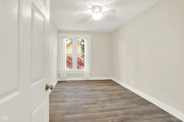 630 Walnut Street, Whiteland, IN 46184