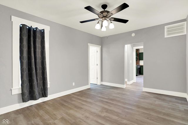 630 Walnut Street, Whiteland, IN 46184